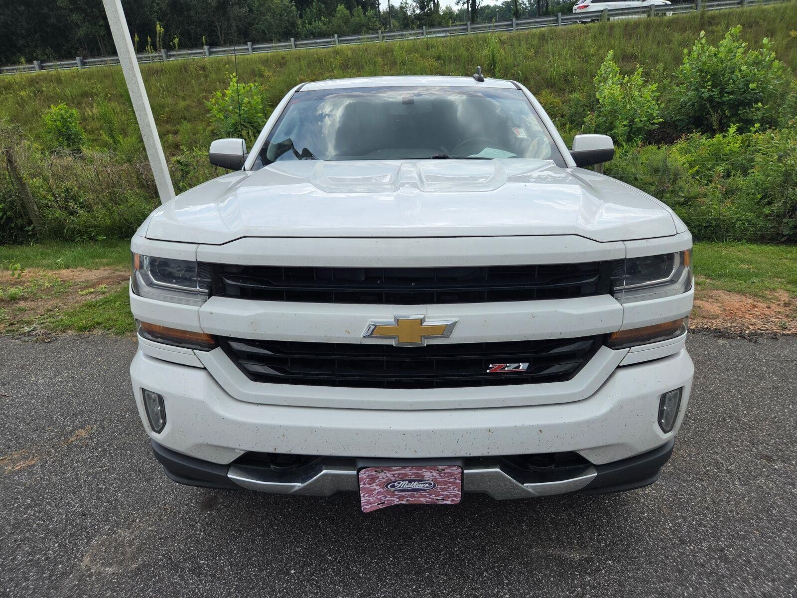 chevrolet silverado 1500 2018 3GCUKREC7JG200275 image chevrolet silverado 1500 2018 3GCUKREC7JG200275 image